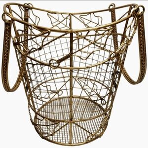 Christmas Holiday Gift/Storage Basket Gold Metal Wire 2 Handles Glittery Sturdy